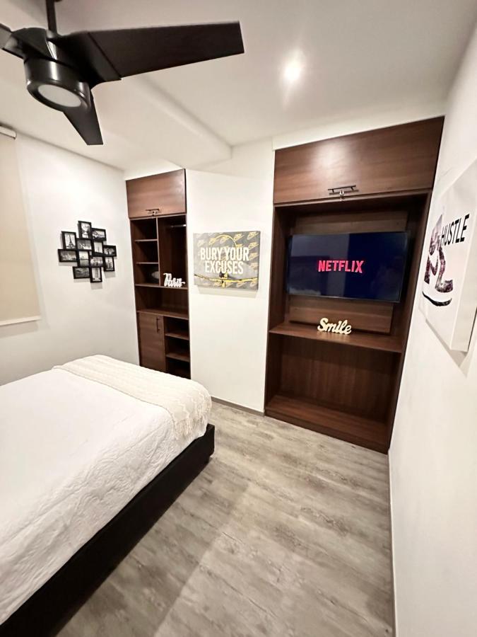 Entire Luxurious Apartment In Shopping Mall Mexico Extérieur photo